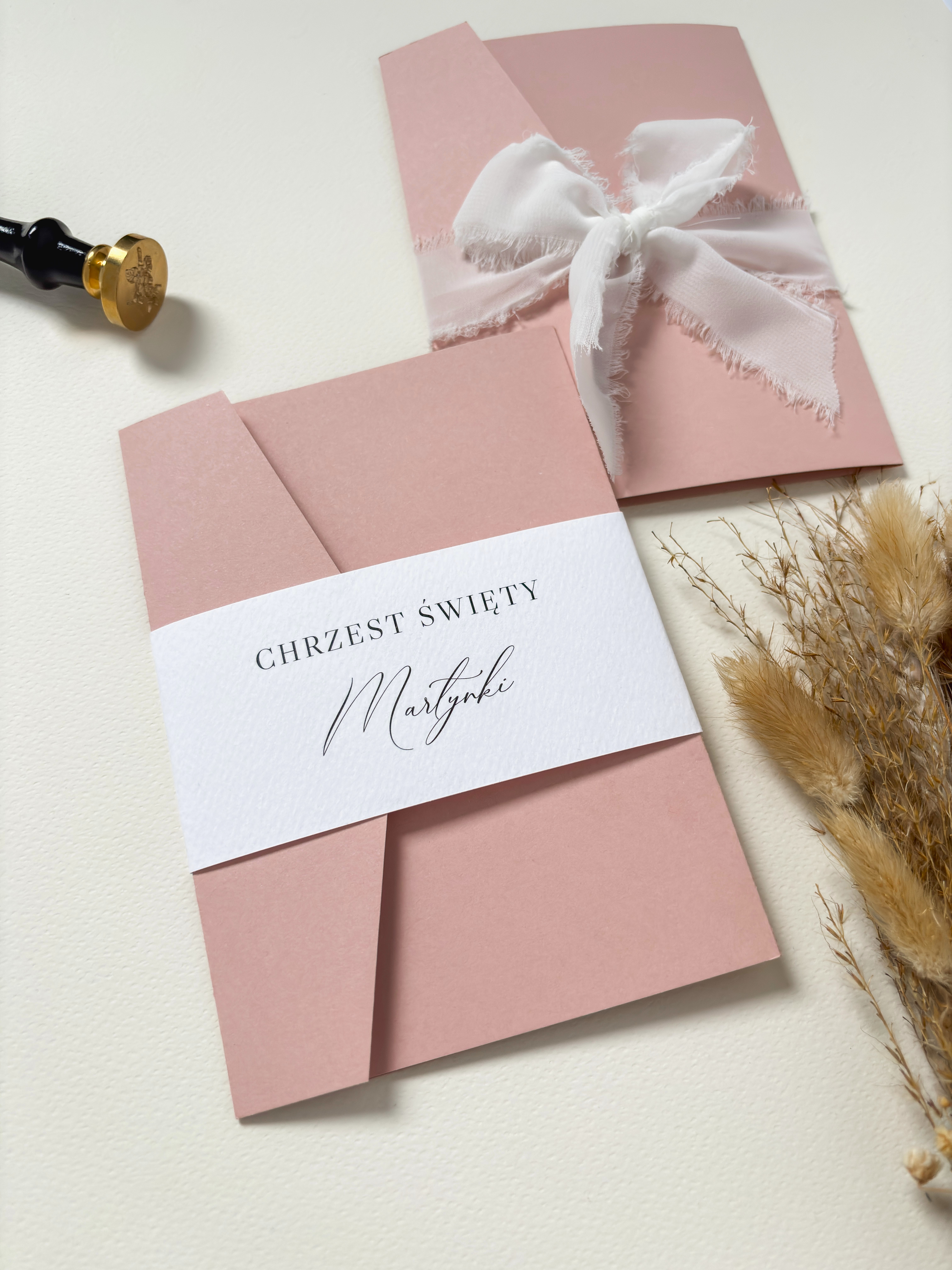 Zaproszenie na chrzest pudrowy róż