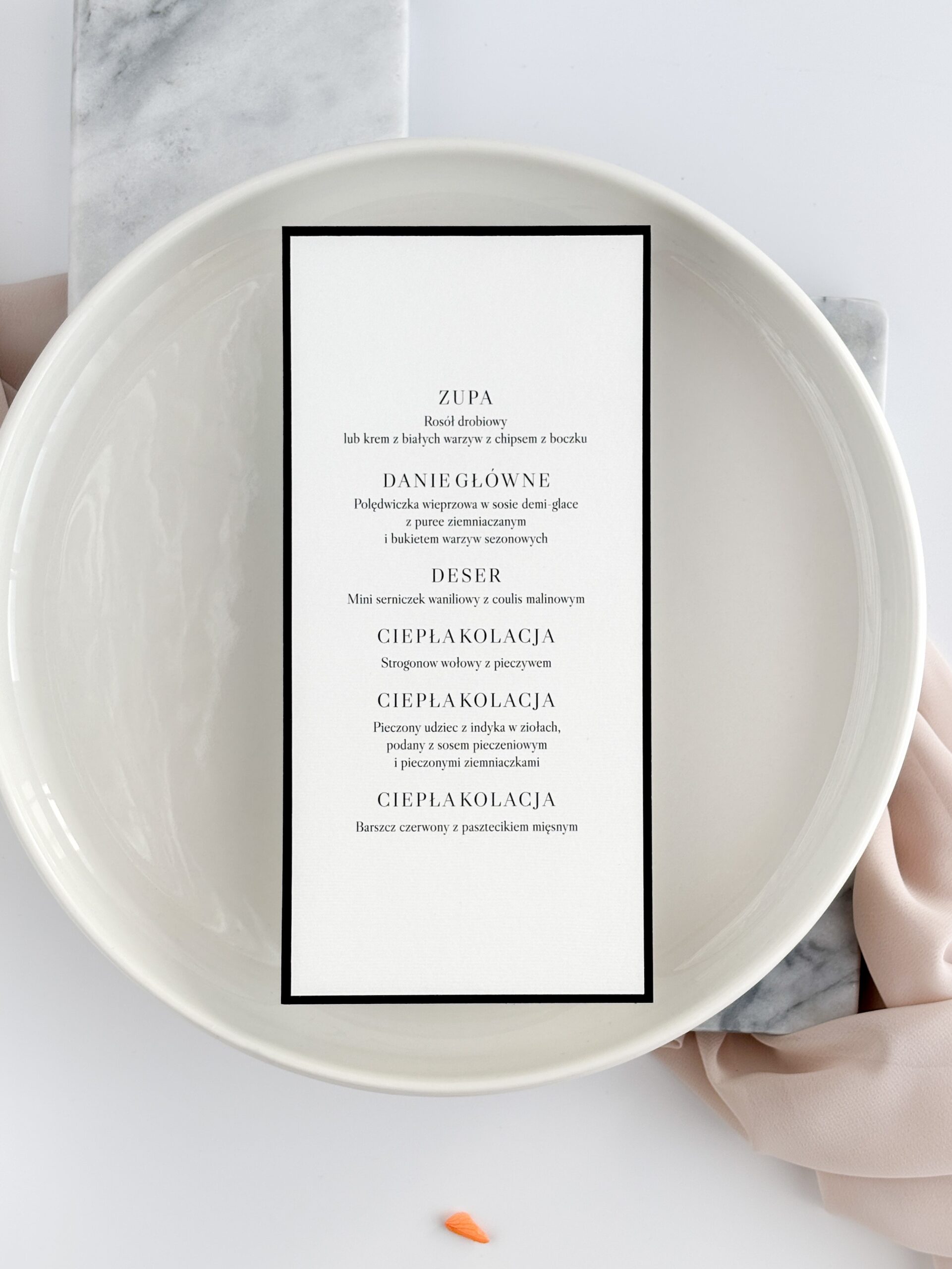 czarno-białe menu weselne z listą dań