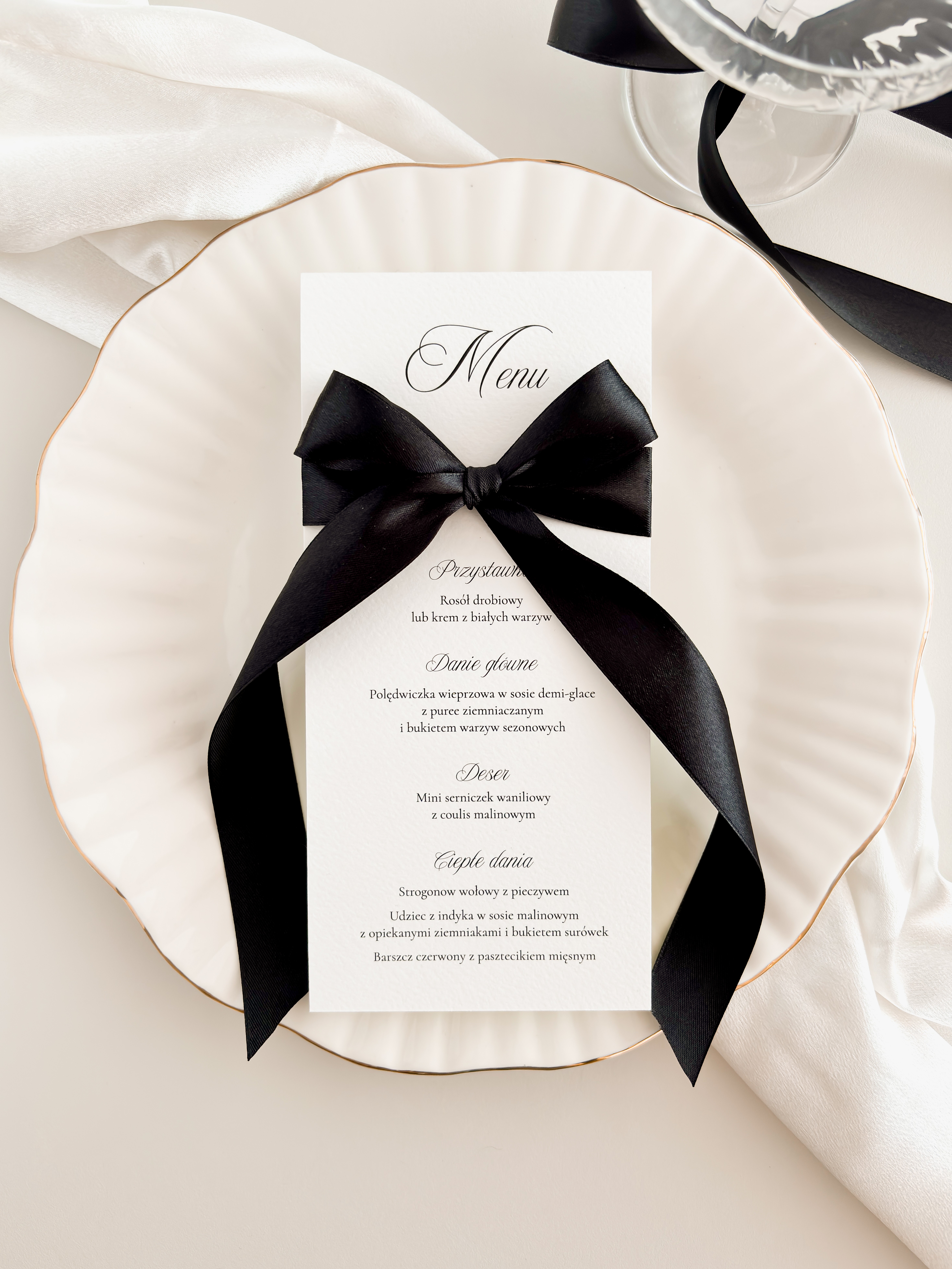menulezaceadele1a eleganckie menu weselne z czarną wstążką