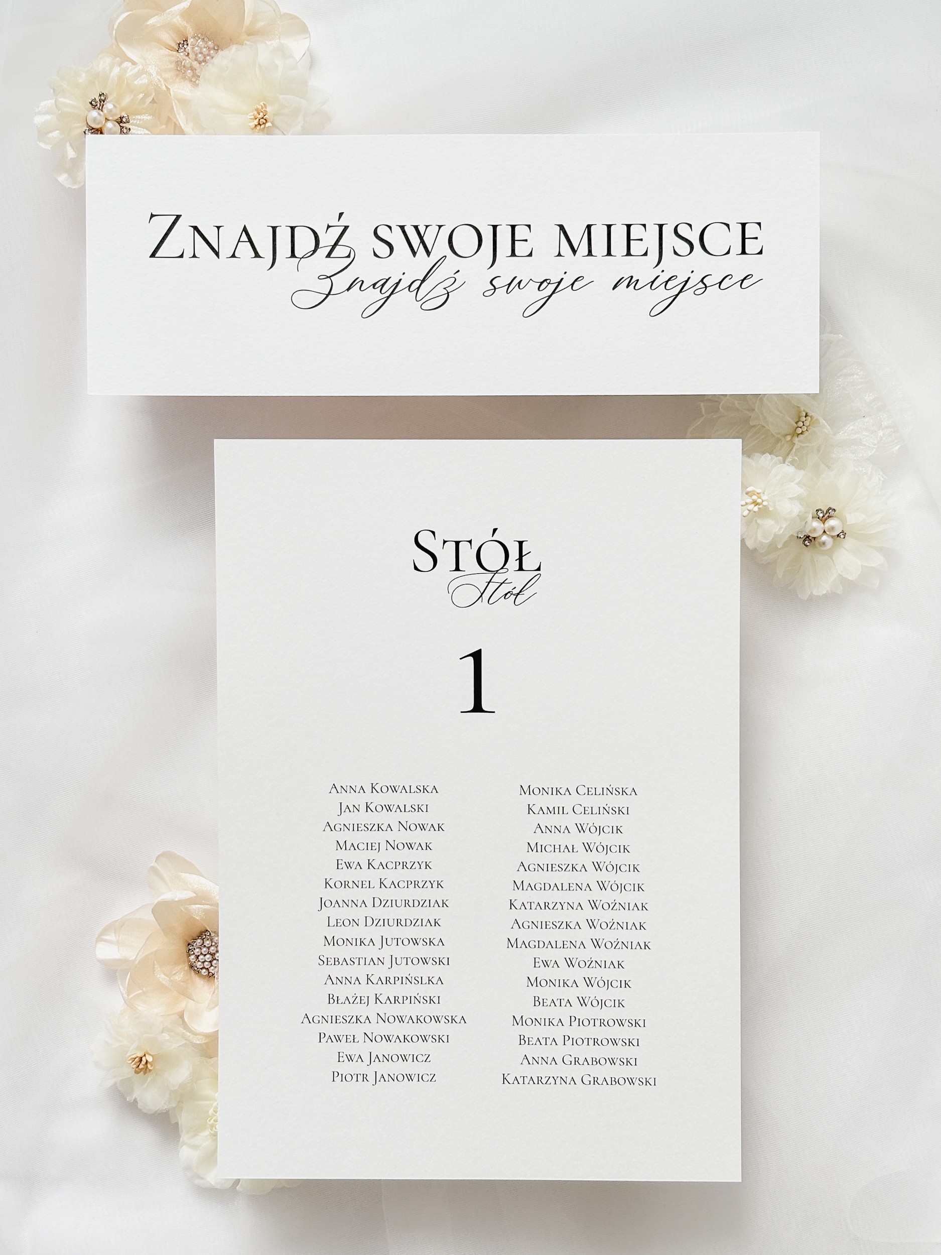 Karty z usadzeniem gości weselnych