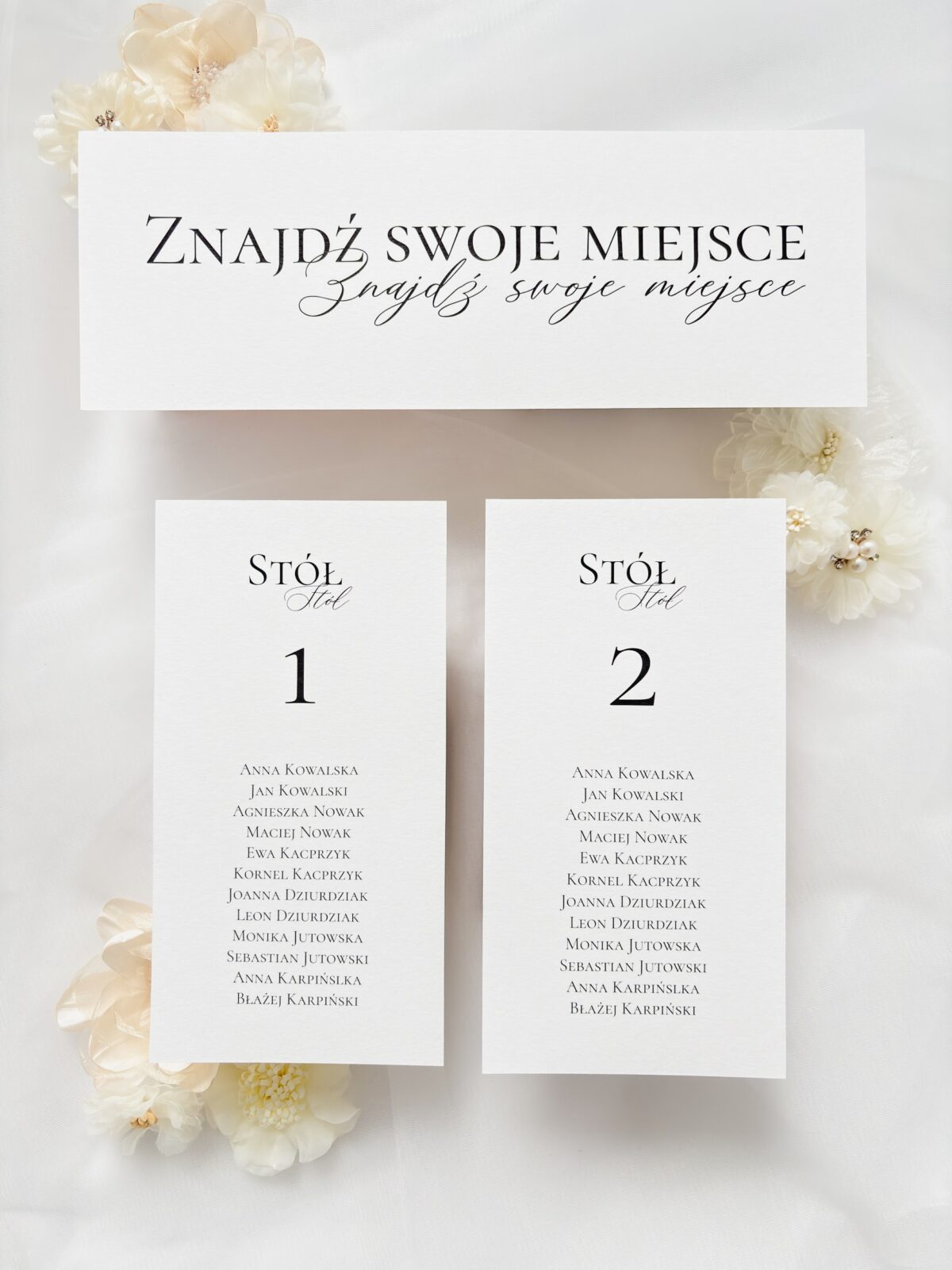 Karty z usadzeniem gości