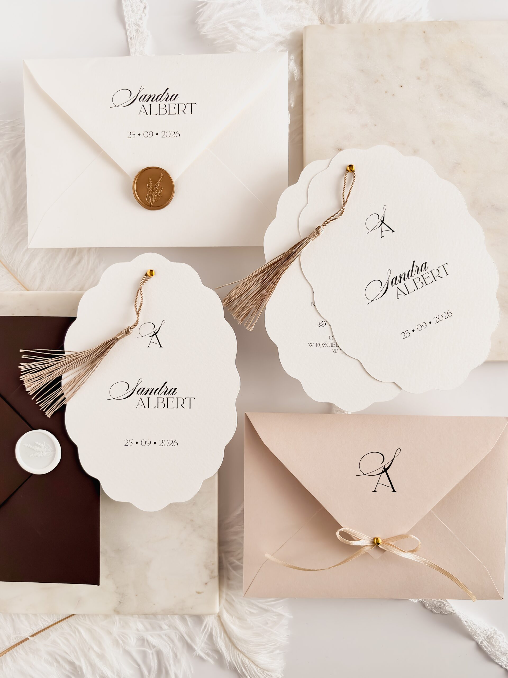 nowoczesne zaproszenia ślubne z chwostem