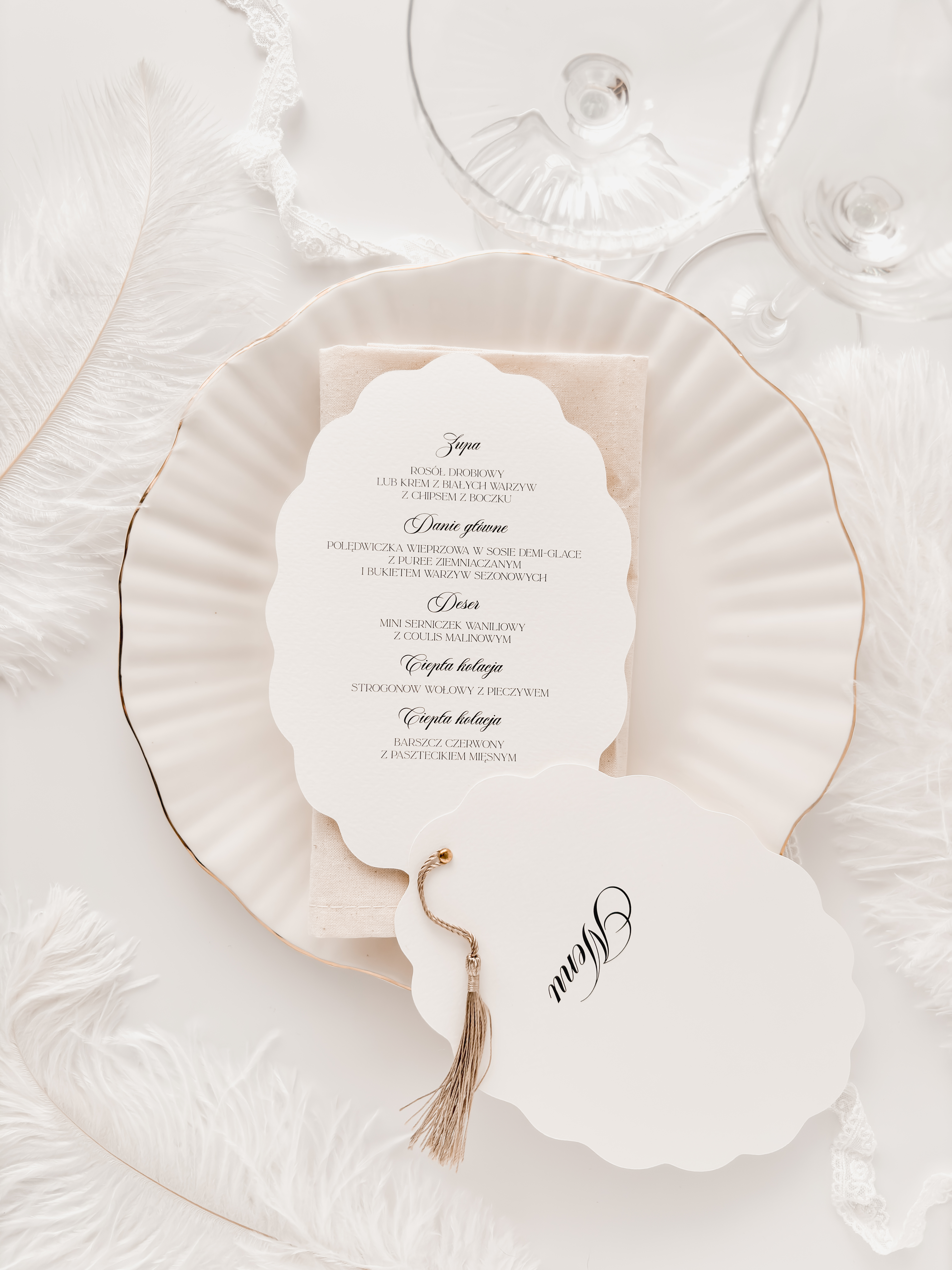 Menu leżące Diana (1) menu na talerz z dekoracyjnym chwostem