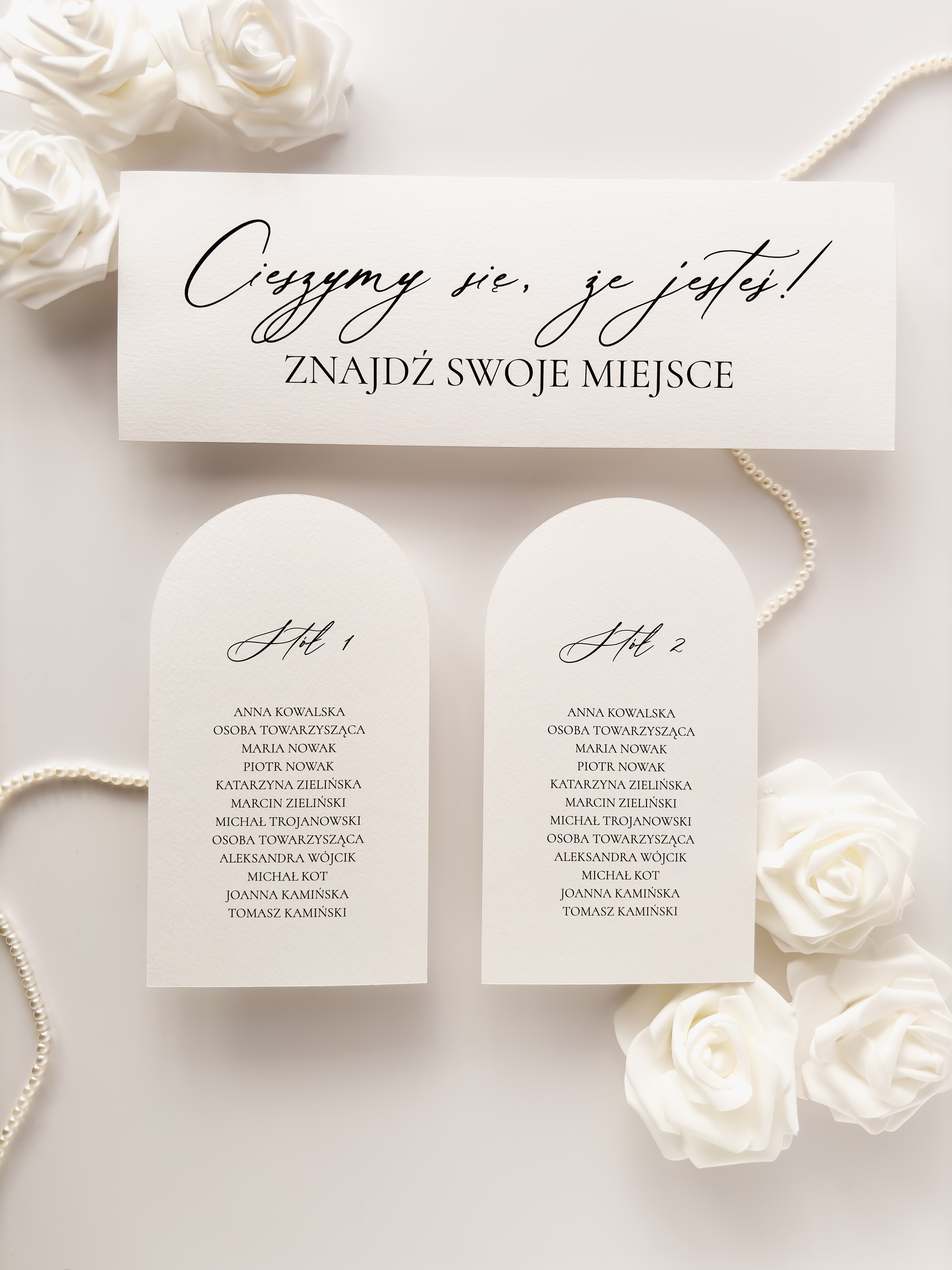 karty z usadzeniem gości weselnych