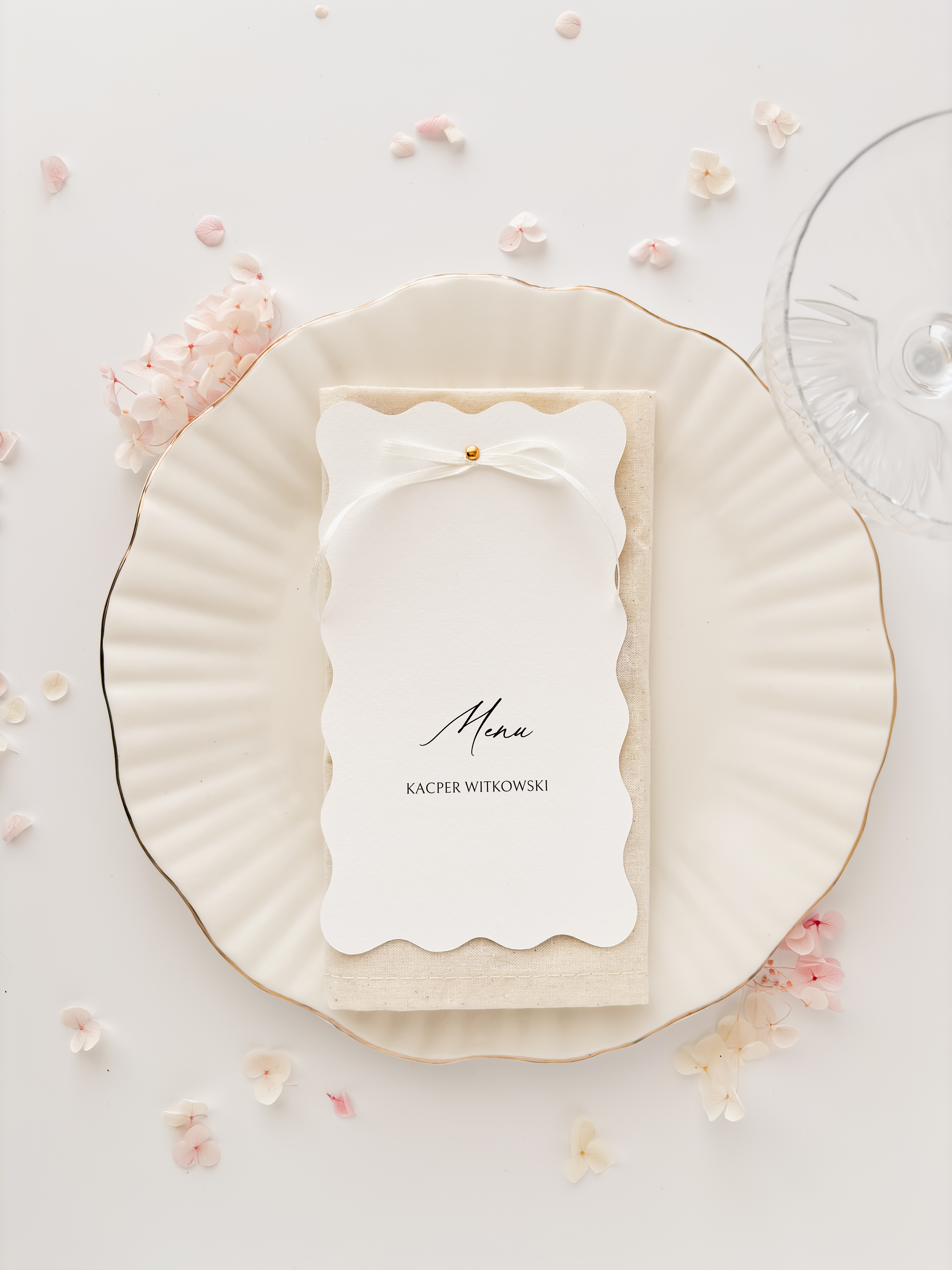 Menu w kształcie fali z winietką