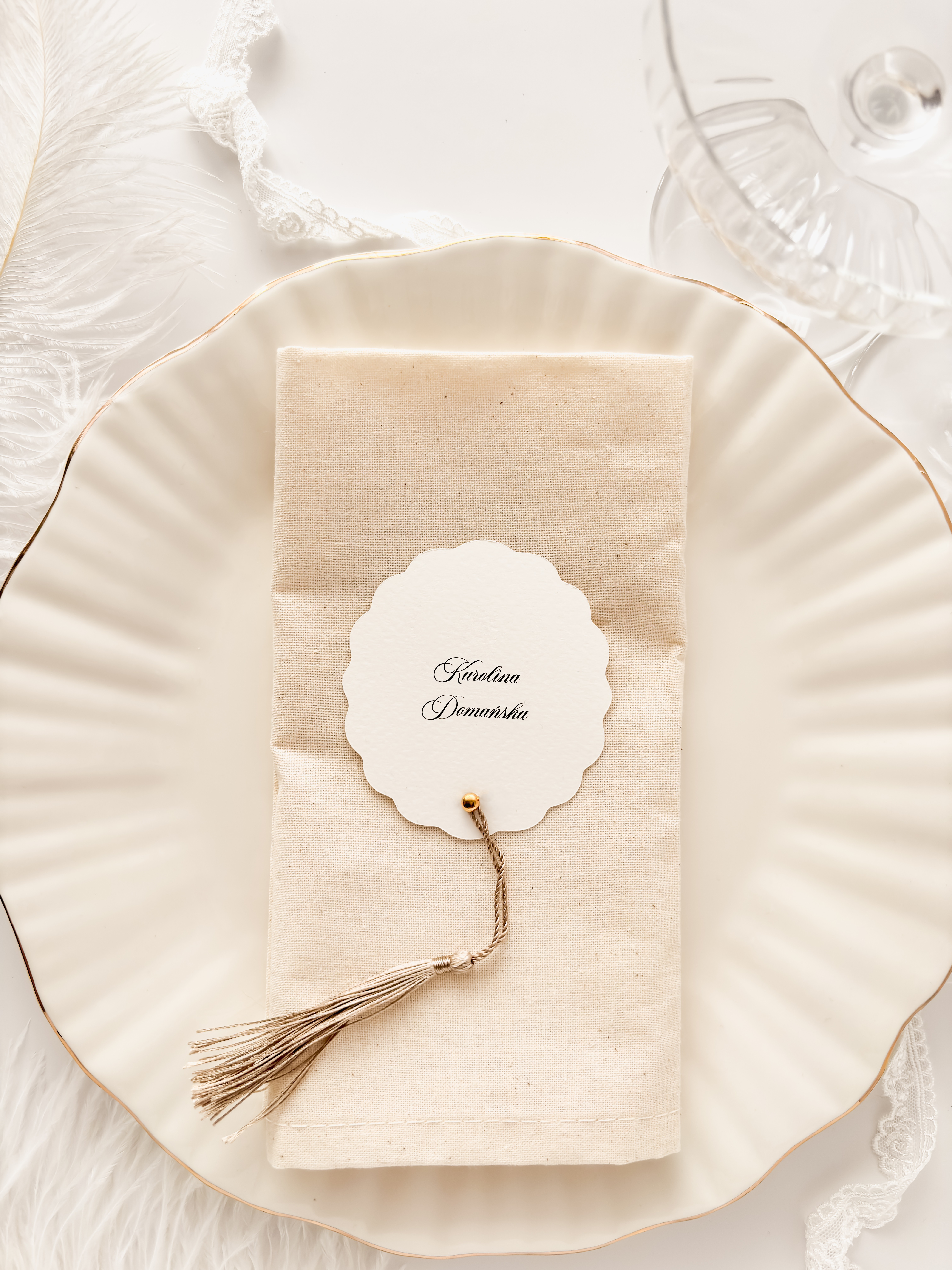 dekoracyjna winietka leżąca z chwostem