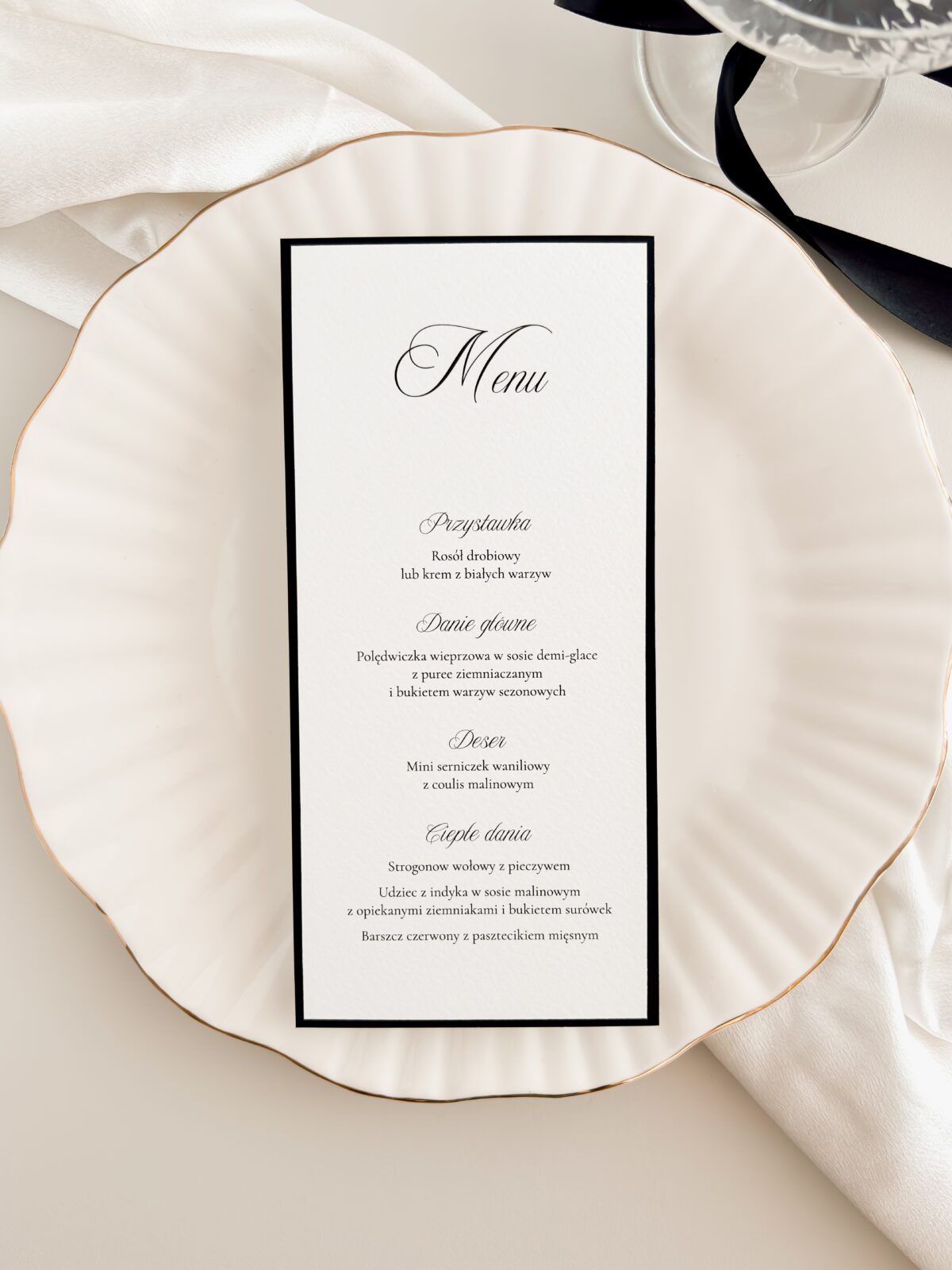 Czarno-białe menu weselne