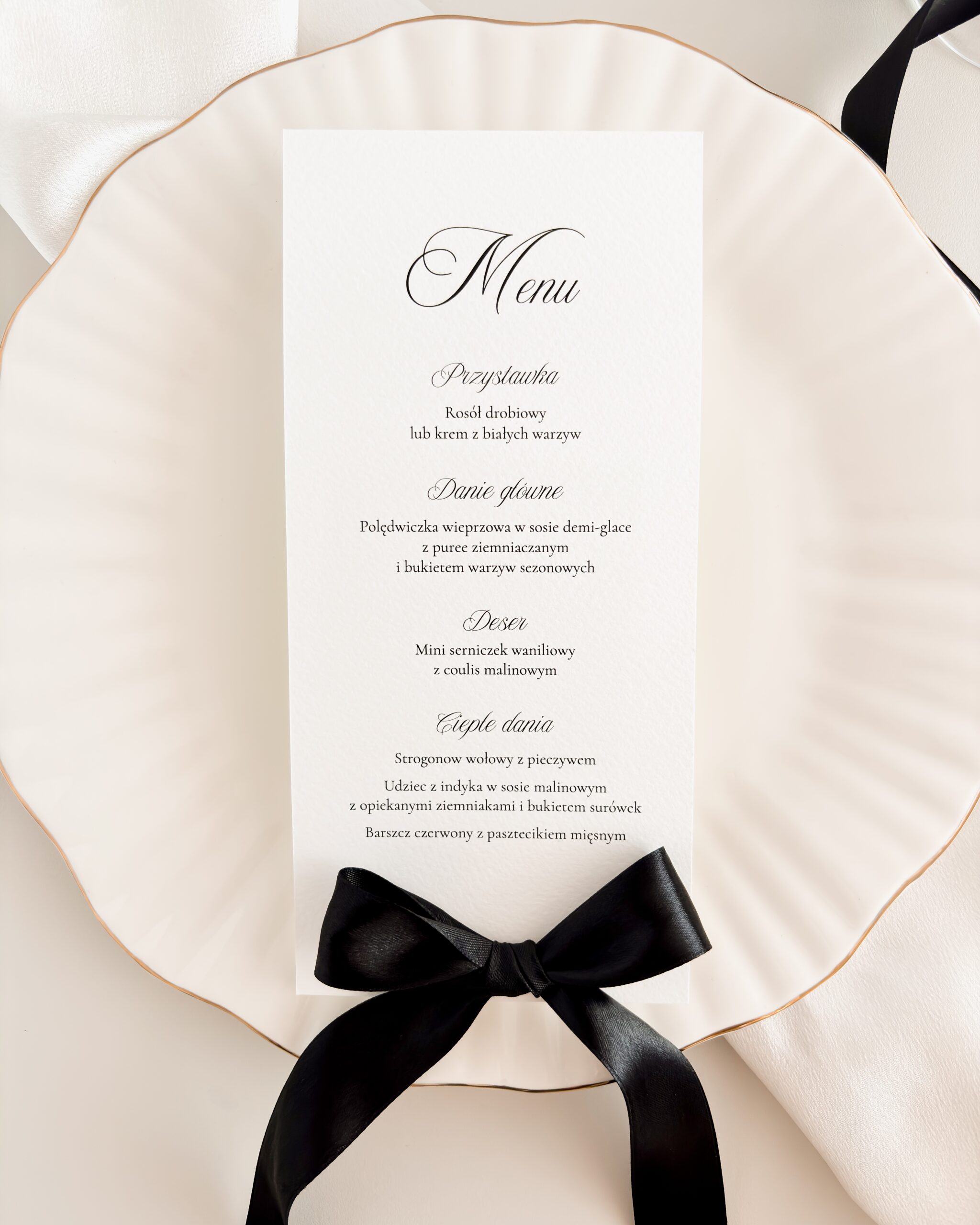 Menu z czarną wstążką